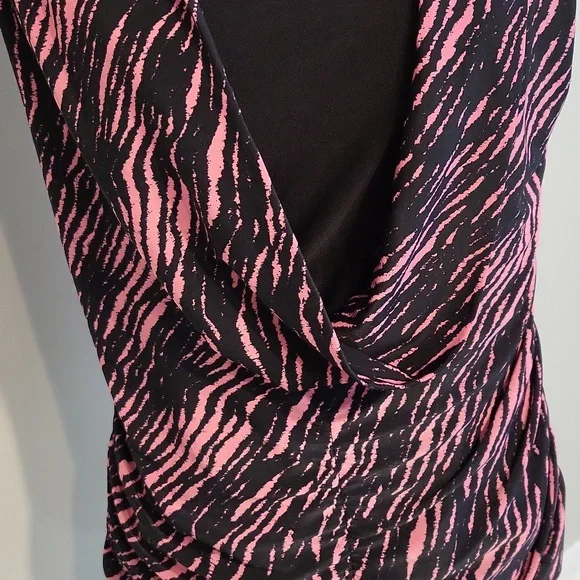 New Woman Design top - Picture 3 of 8